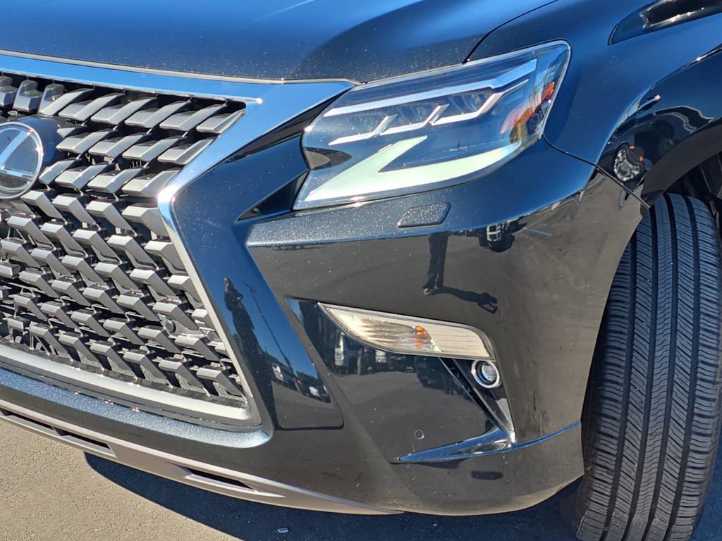 Used 2023 Lexus GX 460 Premium w/ Premium Package image 35