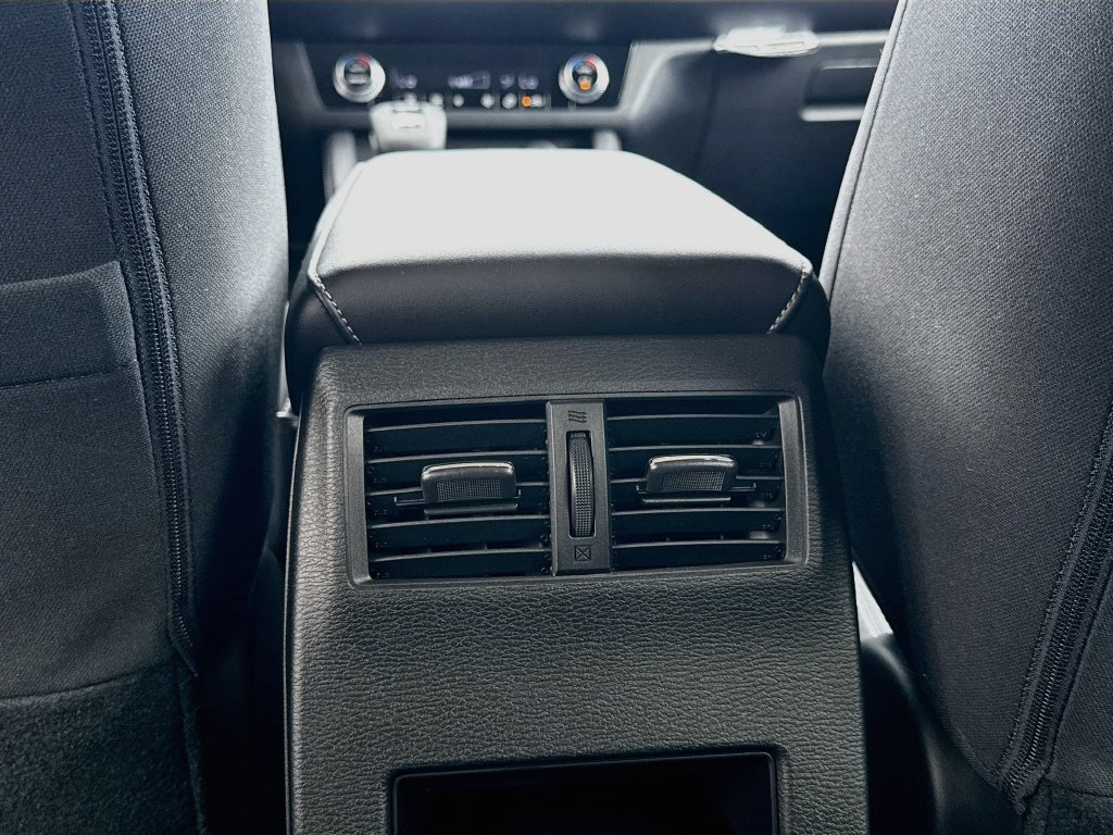 New 2026 Mitsubishi Outlander ES FWD image 27