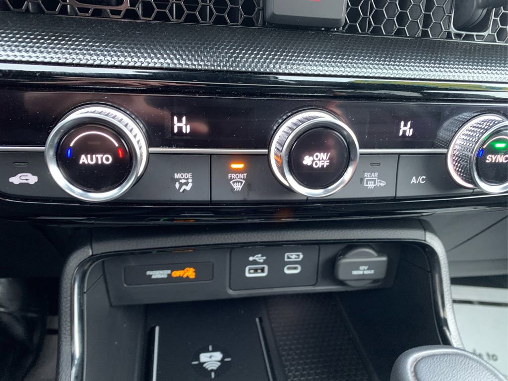 Used 2025 Honda CR-V Sport Touring image 26