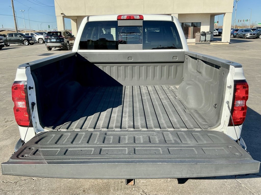 Used 2018 Chevrolet Silverado 1500 LT w/ Texas Edition image 17