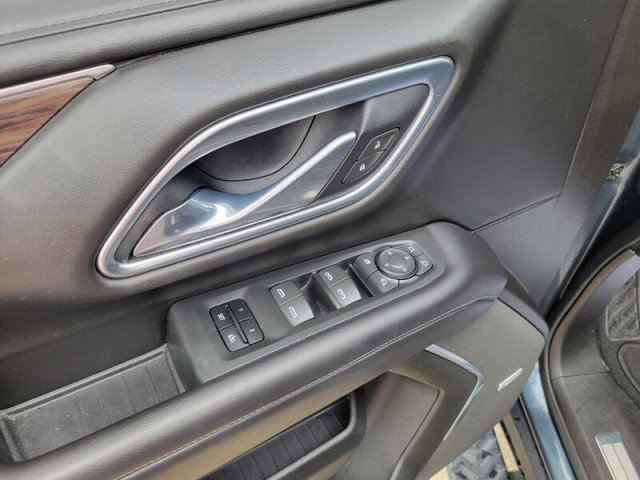 Used 2021 Chevrolet Suburban Z71 w/ Z71 Off-Road Package image 28