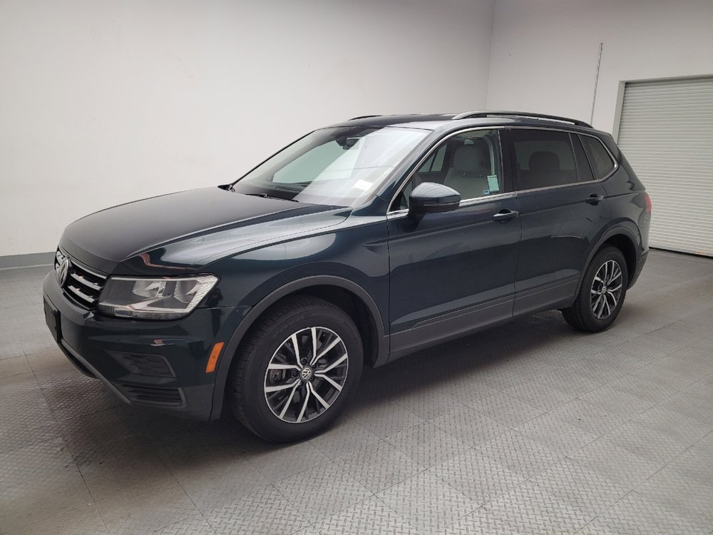 Used 2019 Volkswagen Tiguan SE image 2
