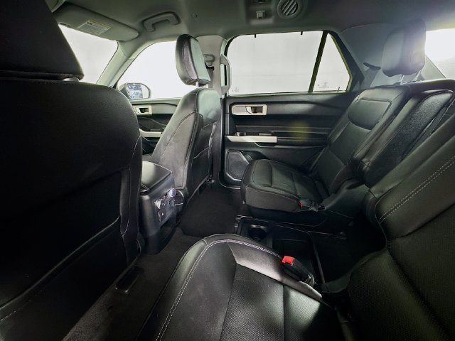 Used 2021 Ford Explorer Limited w/ Hybrid Equipment Group 310A RWD image 22