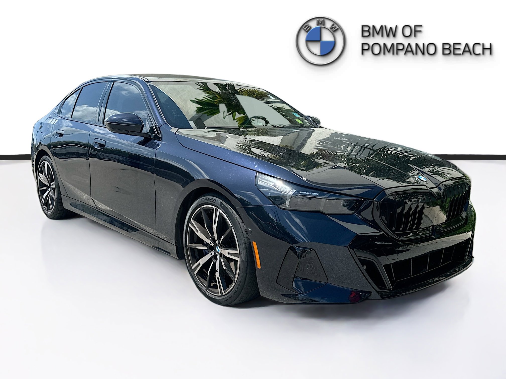 Used 2024 BMW 540i xDrive w/ Premium Package image 1