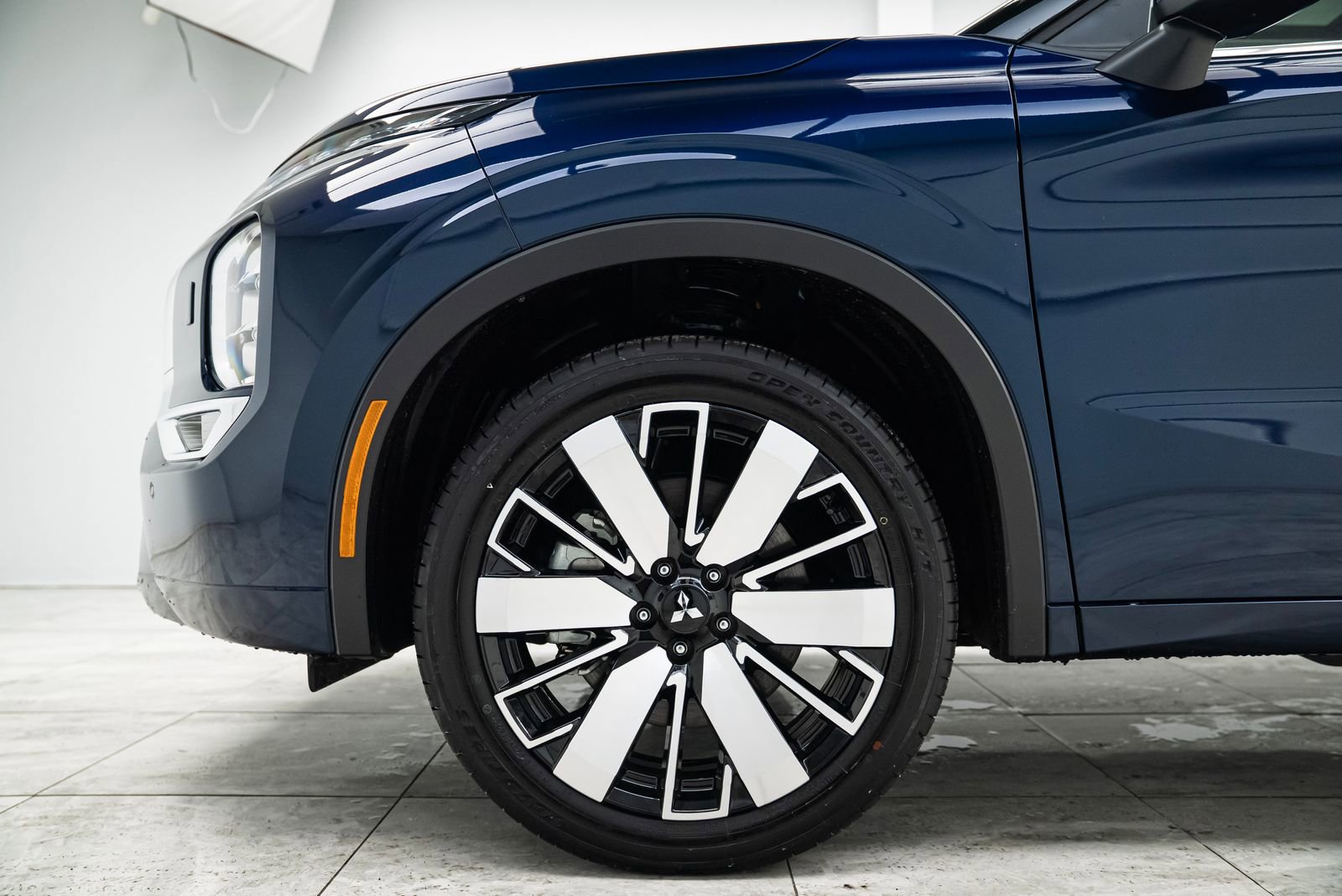 New 2026 Mitsubishi Outlander SE image 29