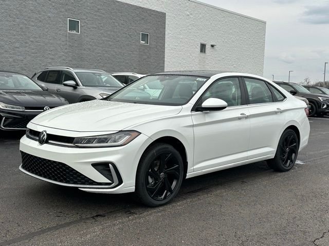 New 2026 Volkswagen Jetta SE FWD image 3
