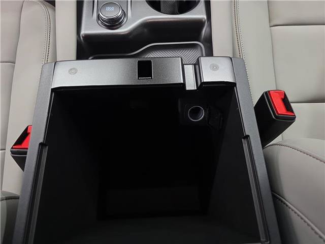 New 2026 Ford Explorer Active w/ Active Comfort Package AWD/4WD image 19