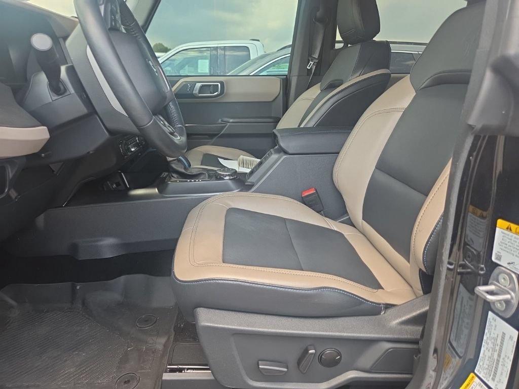 Used 2024 Ford Bronco Wildtrak AWD/4WD image 15