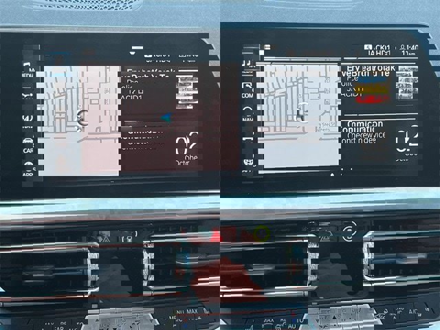 Used 2021 BMW 330e w/ Convenience Package image 19