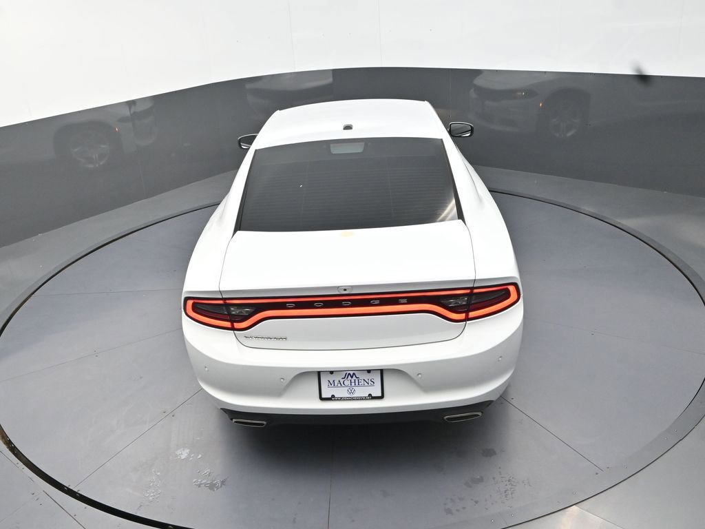 Used 2020 Dodge Charger SXT image 10