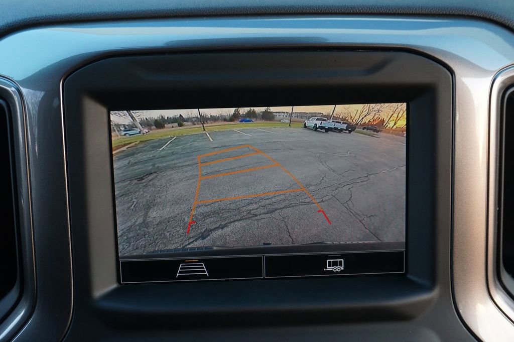 New 2025 Chevrolet Silverado 1500 Custom image 17