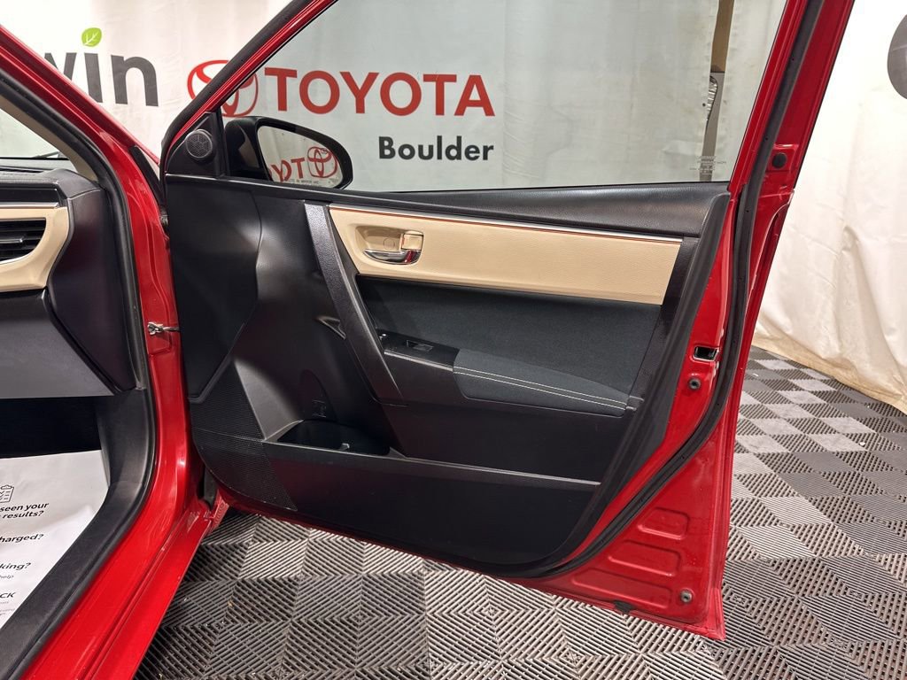 Used 2016 Toyota Corolla LE image 10