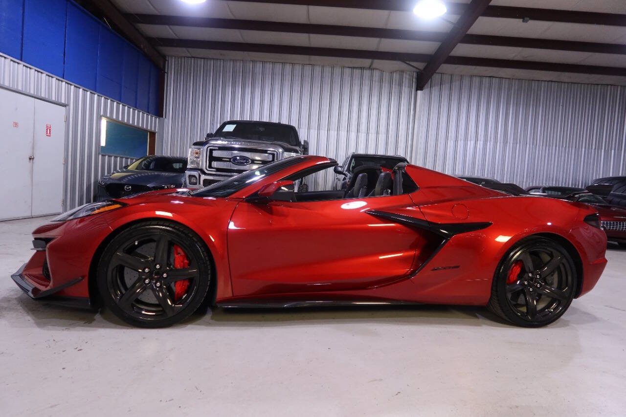 Used 2024 Chevrolet Corvette Z06 w/ Z07 Performance Package image 1