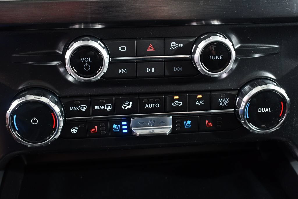 New 2026 Ford F350 Lariat w/ Lariat Premium Package AWD/4WD image 30