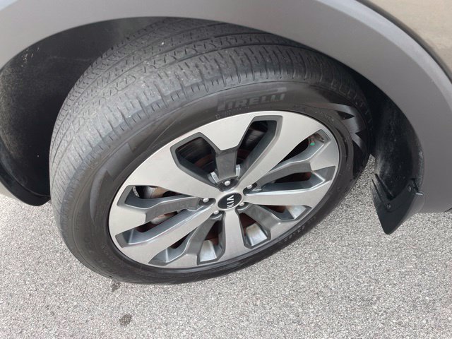 Used 2020 Kia Telluride S FWD image 16