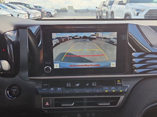 Used 2025 Toyota Camry LE FWD image 14