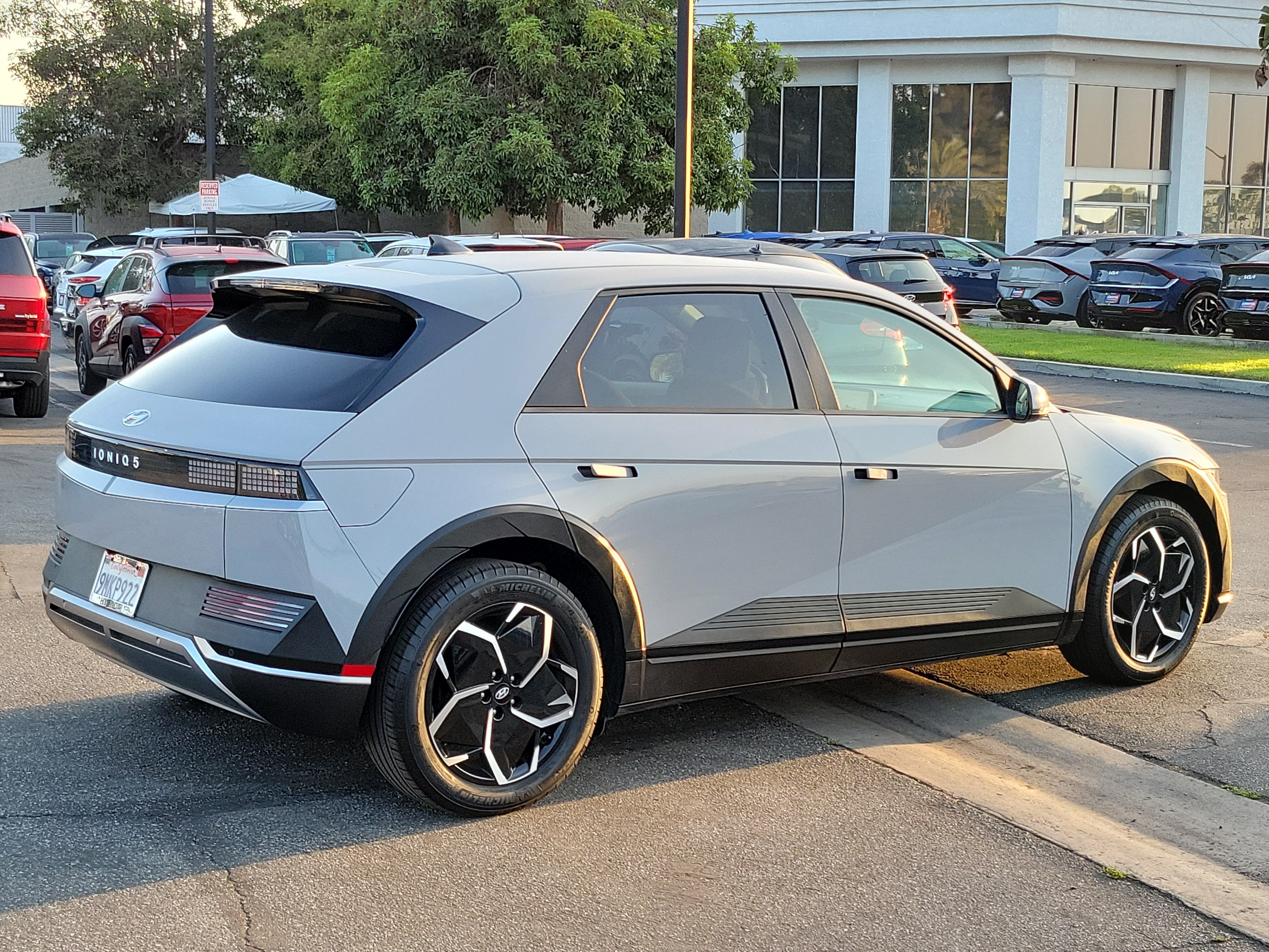 Certified 2024 Hyundai Ioniq 5 SEL RWD image 2