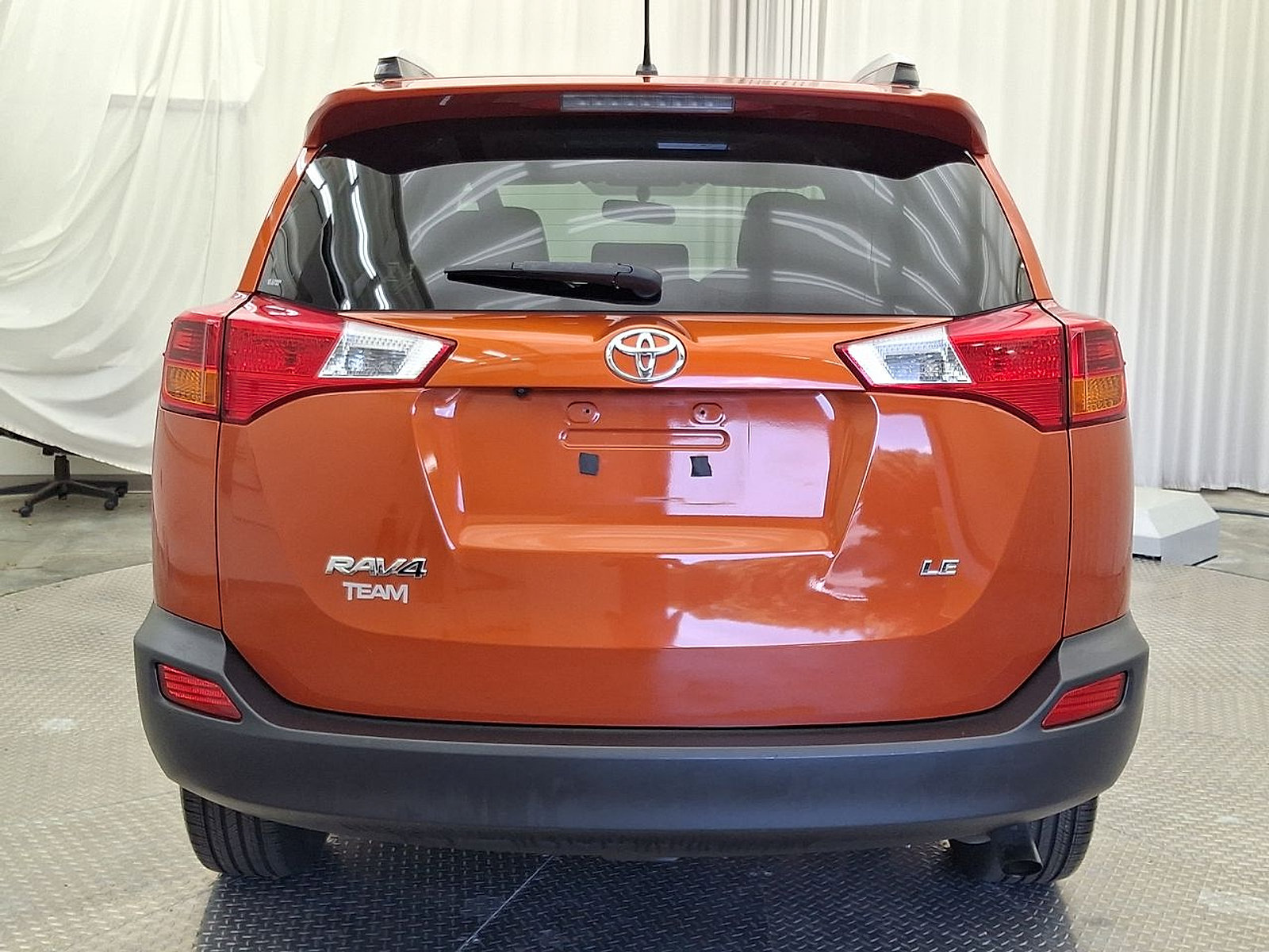 Used 2015 Toyota RAV4 LE FWD image 25