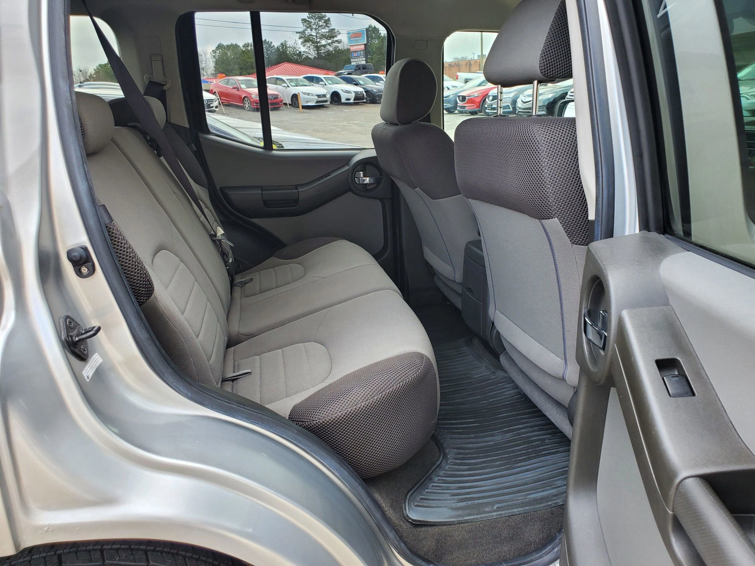Used 2006 Nissan Xterra S w/ (K92) Protection Pkg image 24
