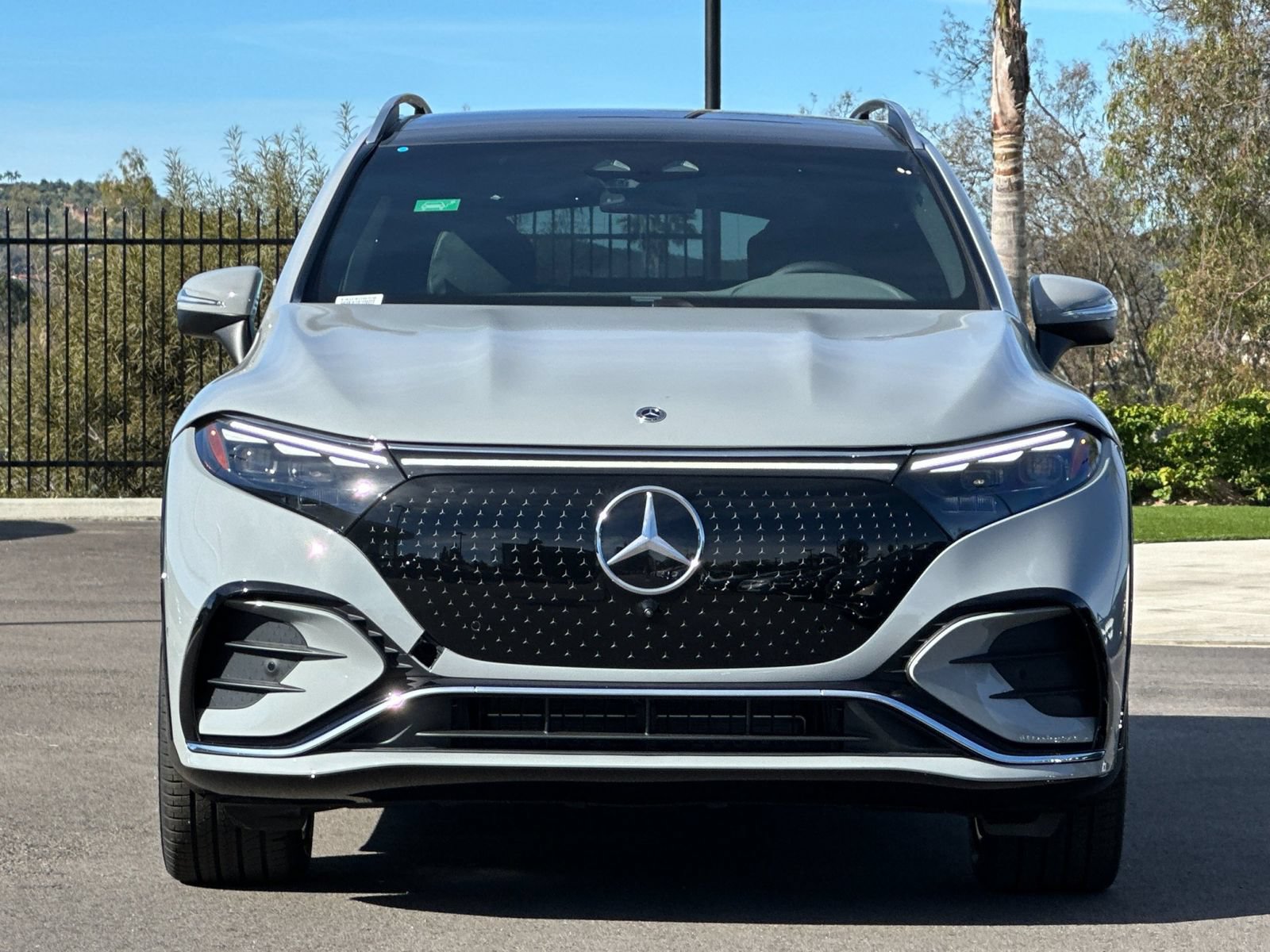 New 2026 Mercedes-Benz EQS 400 4MATIC SUV image 8