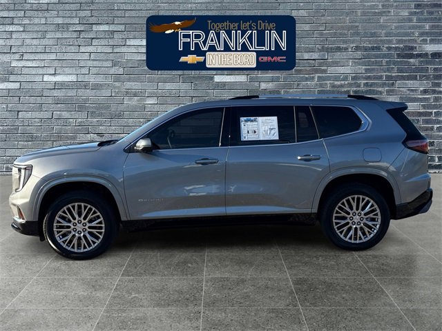 Used 2025 GMC Acadia Denali image 2
