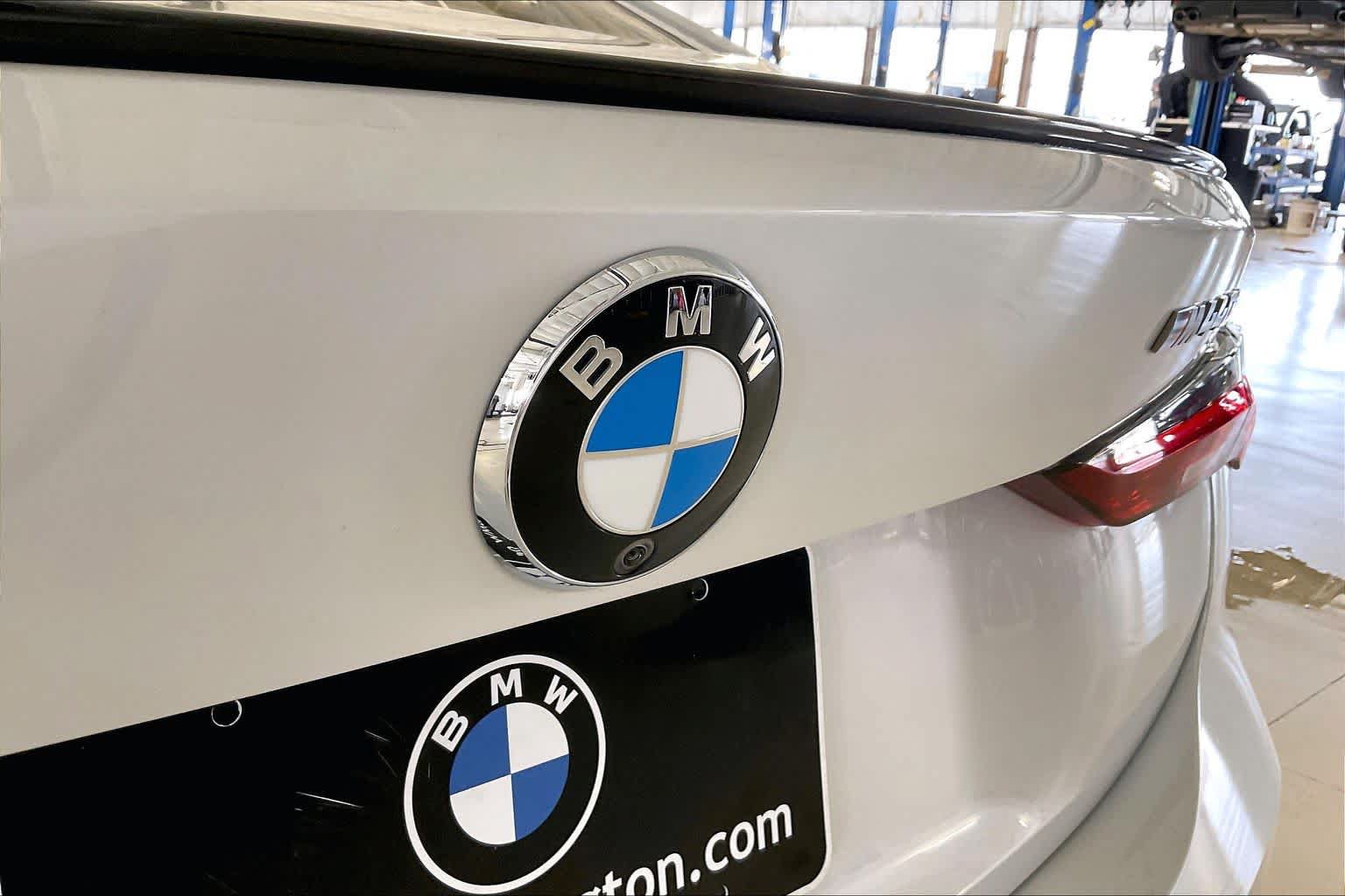 Used 2024 BMW M440i Coupe w/ Premium Package RWD image 31