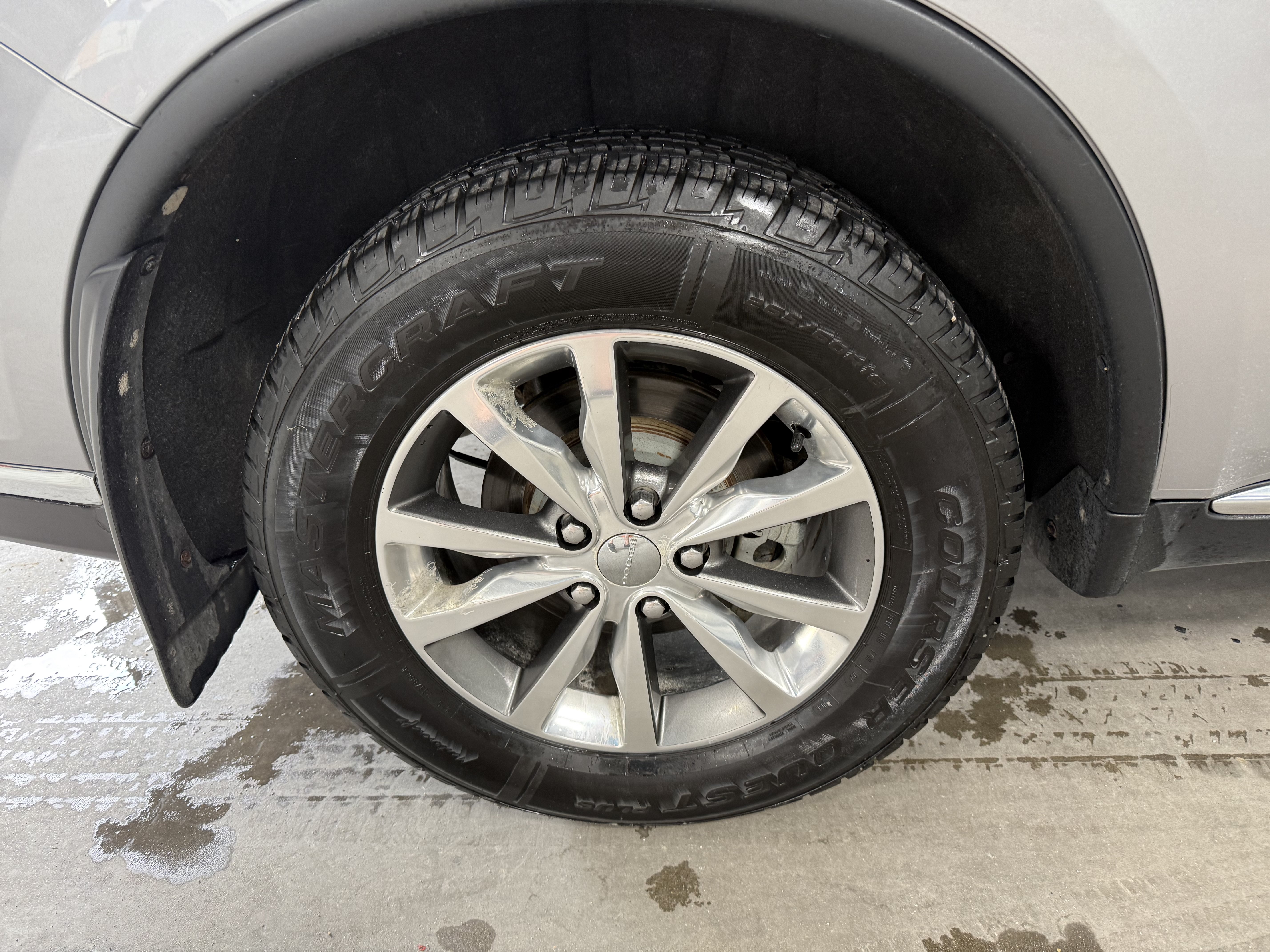 Used 2015 Dodge Durango Limited w/ Nav & Power Liftgate Group AWD/4WD image 8