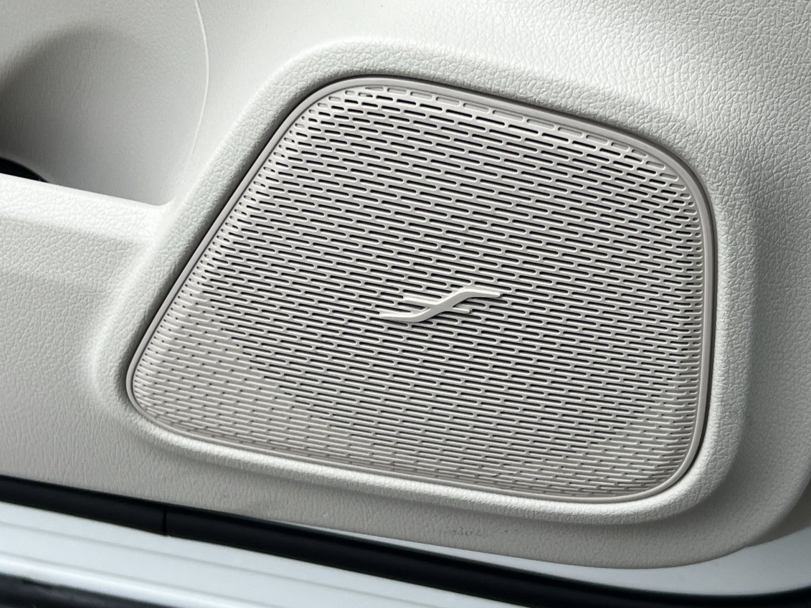 Certified 2026 Mercedes-Benz GLA 250 4MATIC image 41