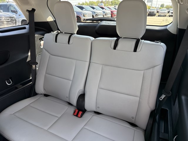 Used 2026 Ford Explorer Platinum w/ LUX Leather Package AWD/4WD image 7
