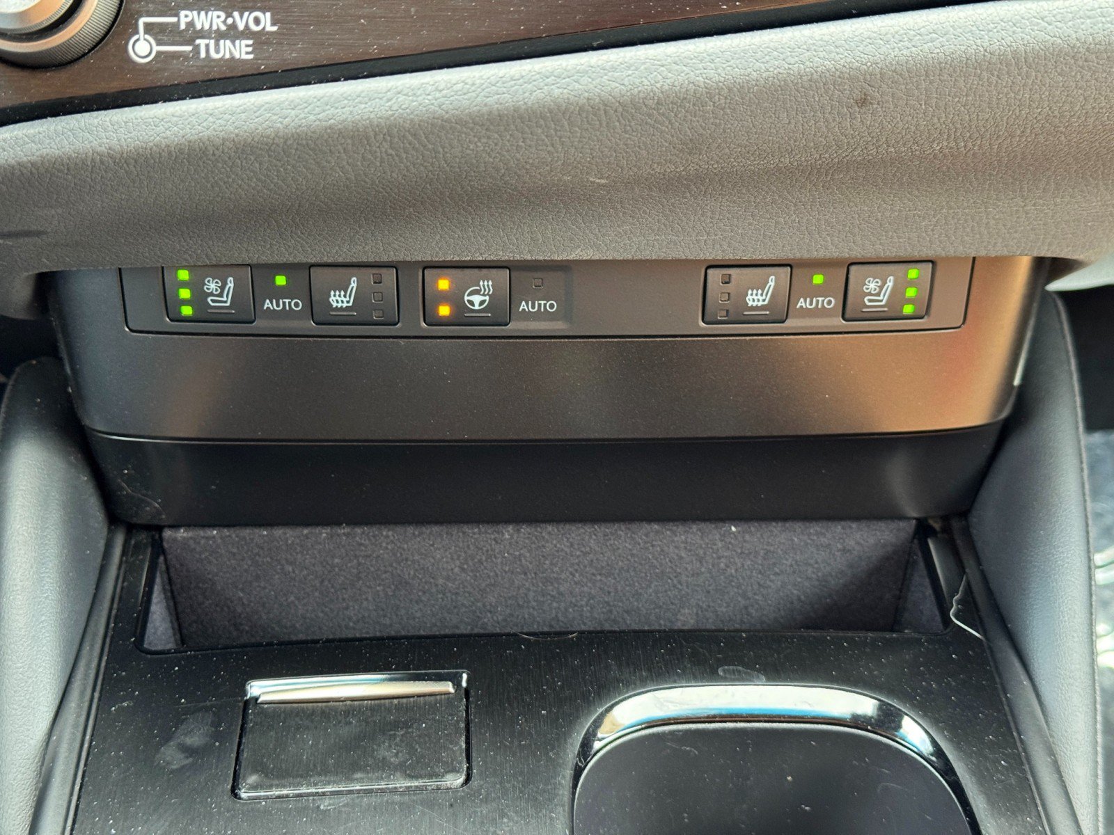 Used 2024 Lexus ES 350 w/ Premium Package FWD image 32