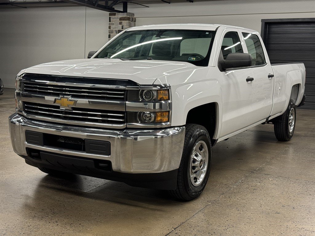 Used 2016 Chevrolet Silverado 2500 W/T AWD/4WD image 3