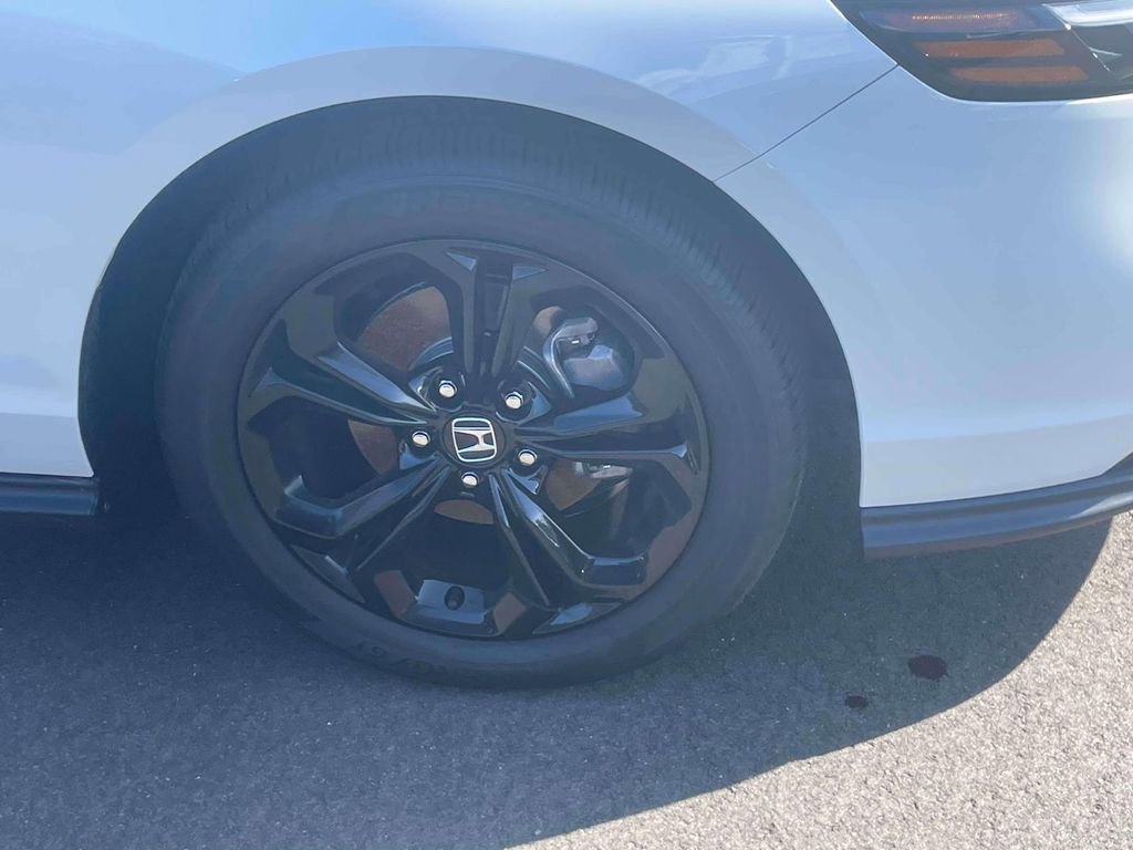 Certified 2025 Honda Accord SE image 7