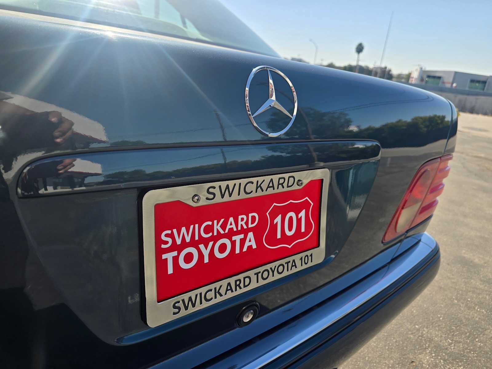 Used 1999 Mercedes-Benz E 320 Sedan image 13