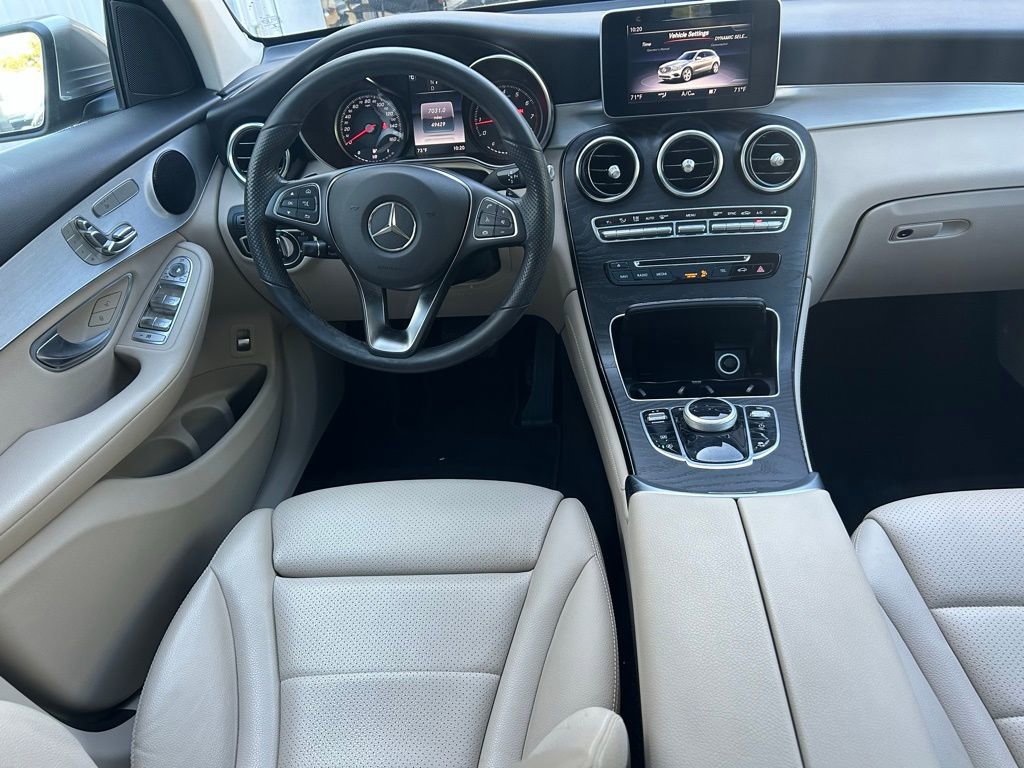 Used 2019 Mercedes-Benz GLC 300 4MATIC image 9