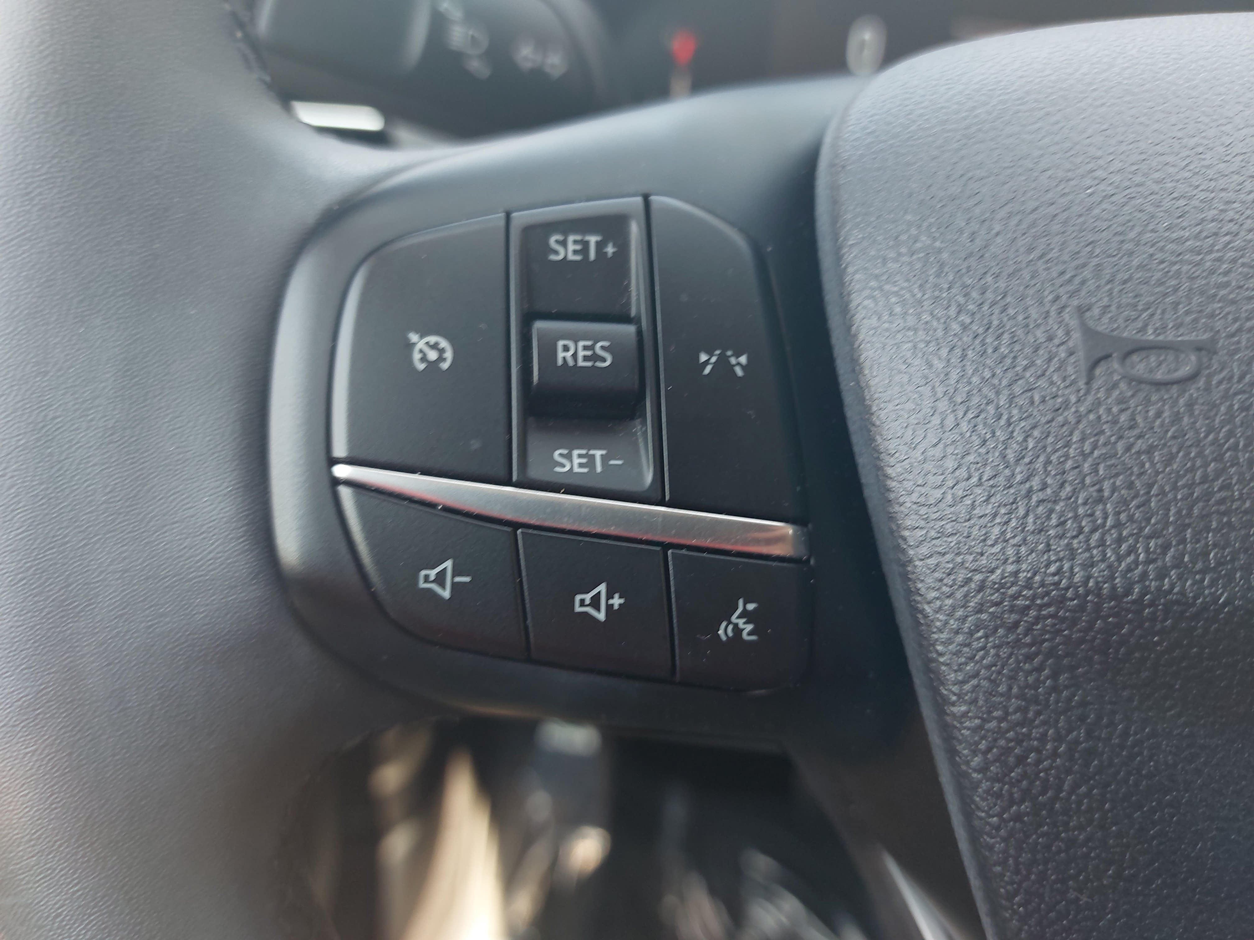 Used 2024 Ford Escape Active FWD image 17