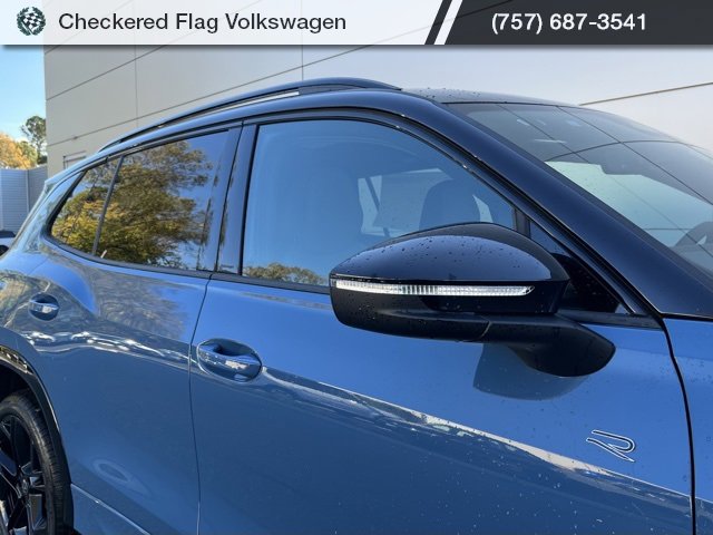 New 2026 Volkswagen Tiguan SE R-Line image 5