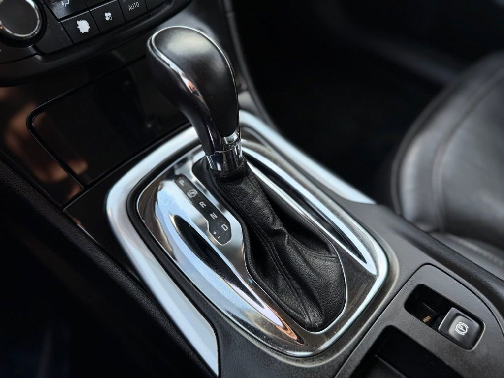 Used 2012 Buick Regal Premium FWD image 24