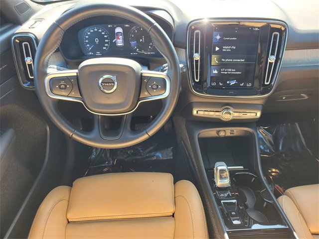 Used 2021 Volvo XC40 T5 Inscription image 9