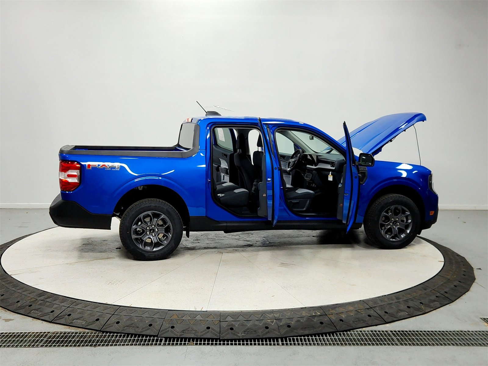 New 2025 Ford Maverick XLT w/ XLT Luxury Package image 16