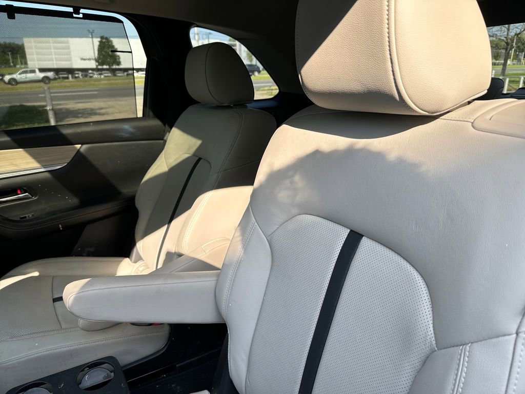 Certified 2024 MAZDA CX-90 Plug-In Hybrid w/ Premium Pkg image 17