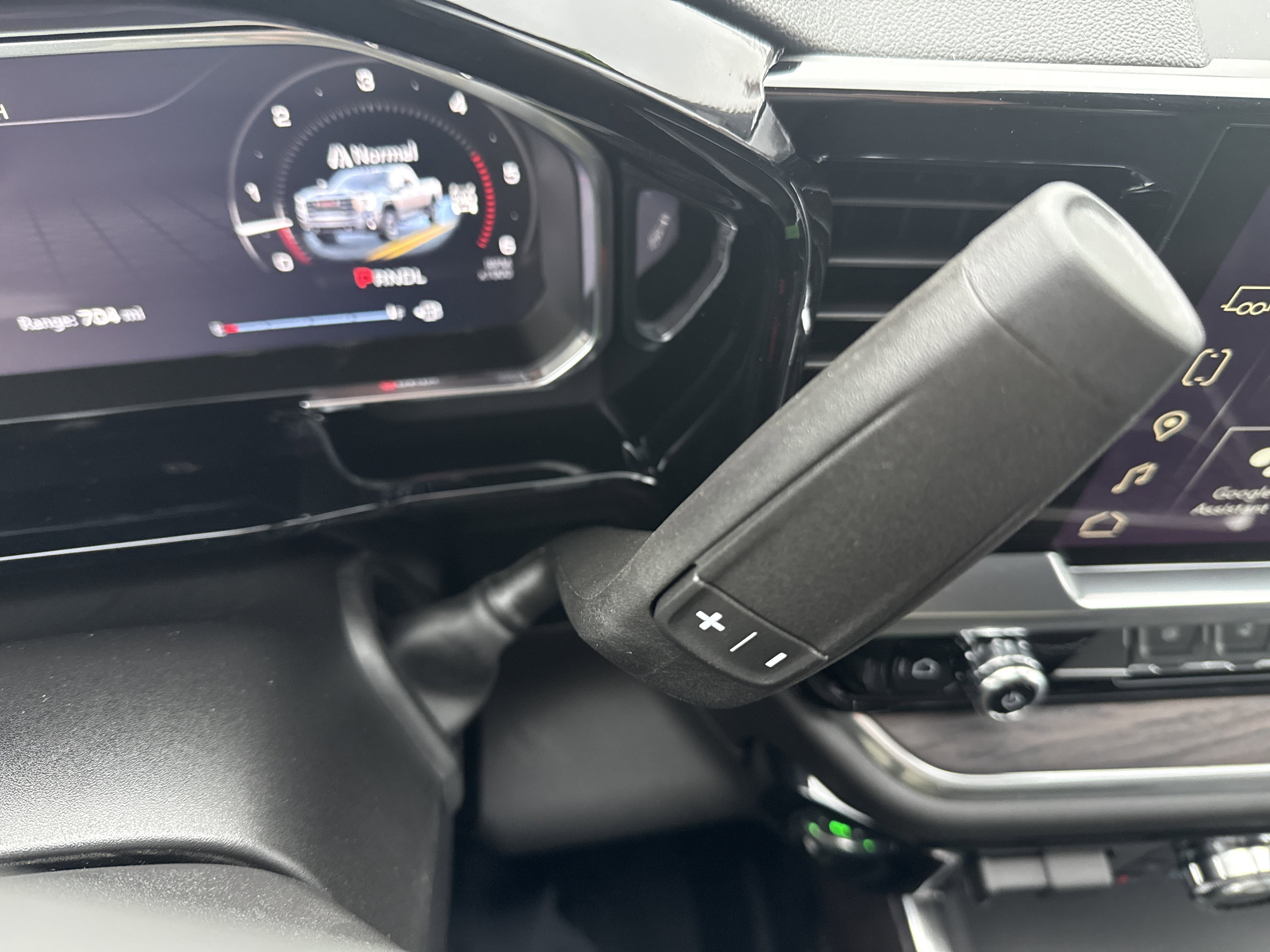 New 2026 GMC Sierra 2500 SLT w/ SLT Convenience Package image 23