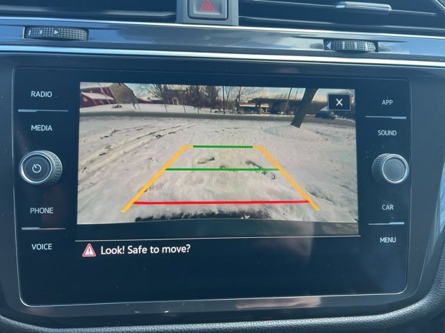 Used 2024 Volkswagen Tiguan SE image 36