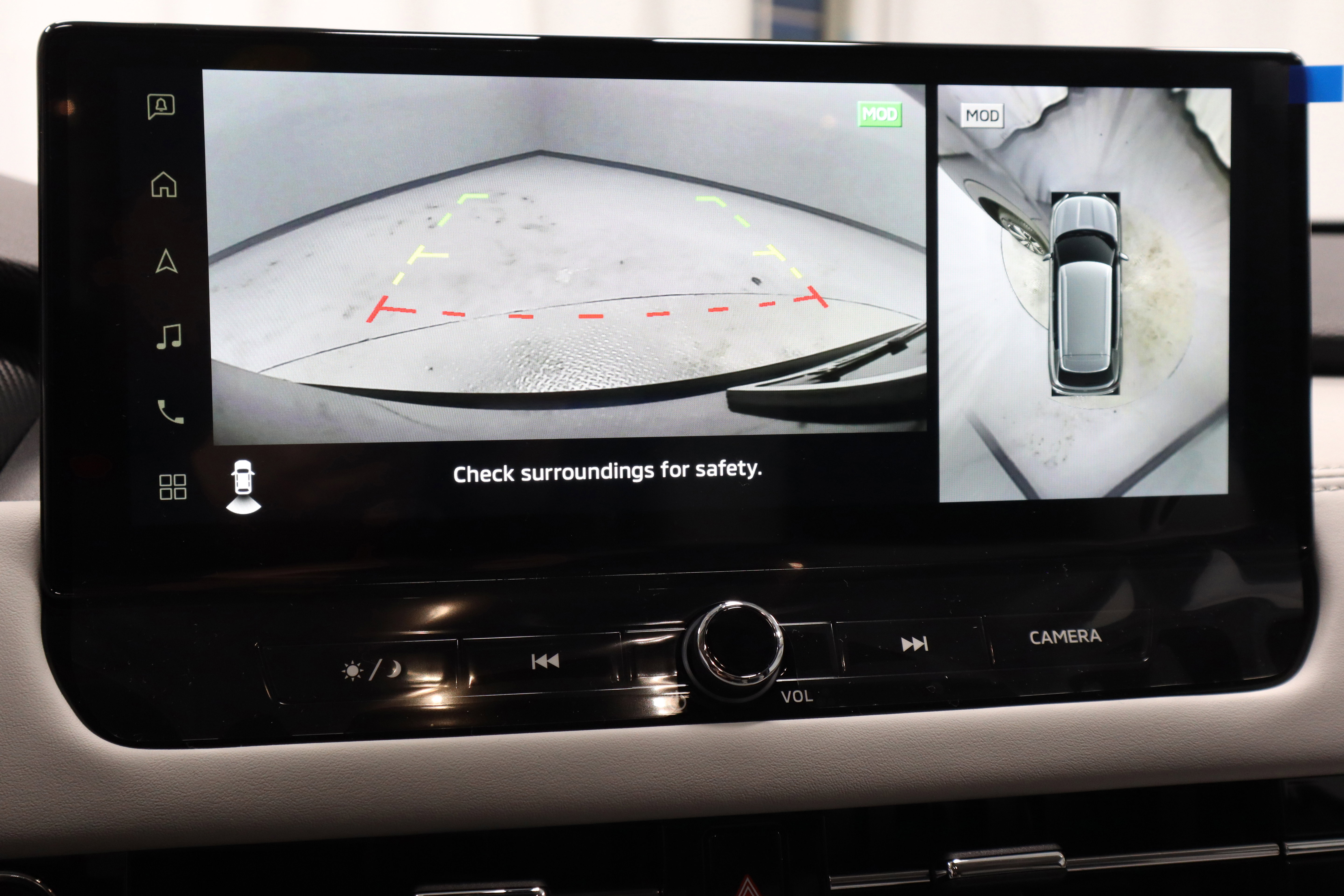New 2025 Mitsubishi Outlander SE image 26
