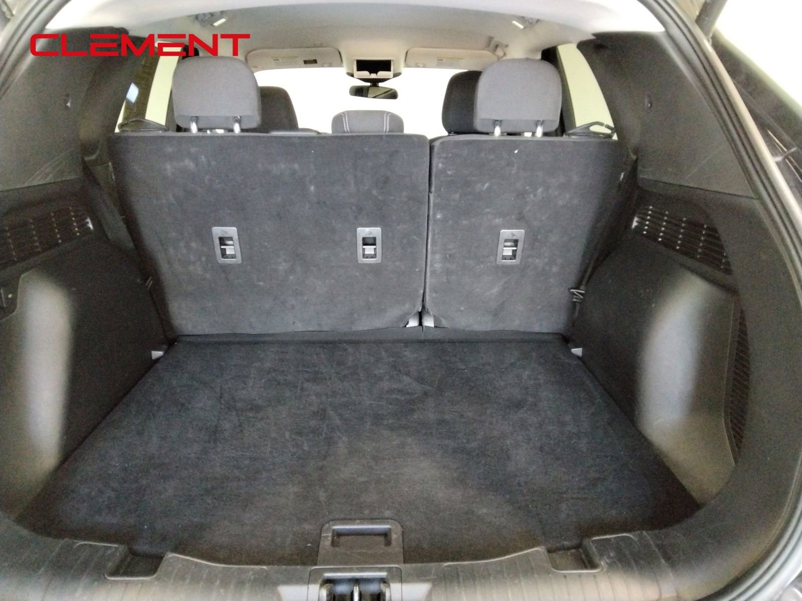 Used 2024 Ford Escape Active w/ Cold Weather Package FWD image 8