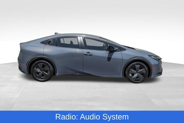 Certified 2025 Toyota Prius LE FWD image 4
