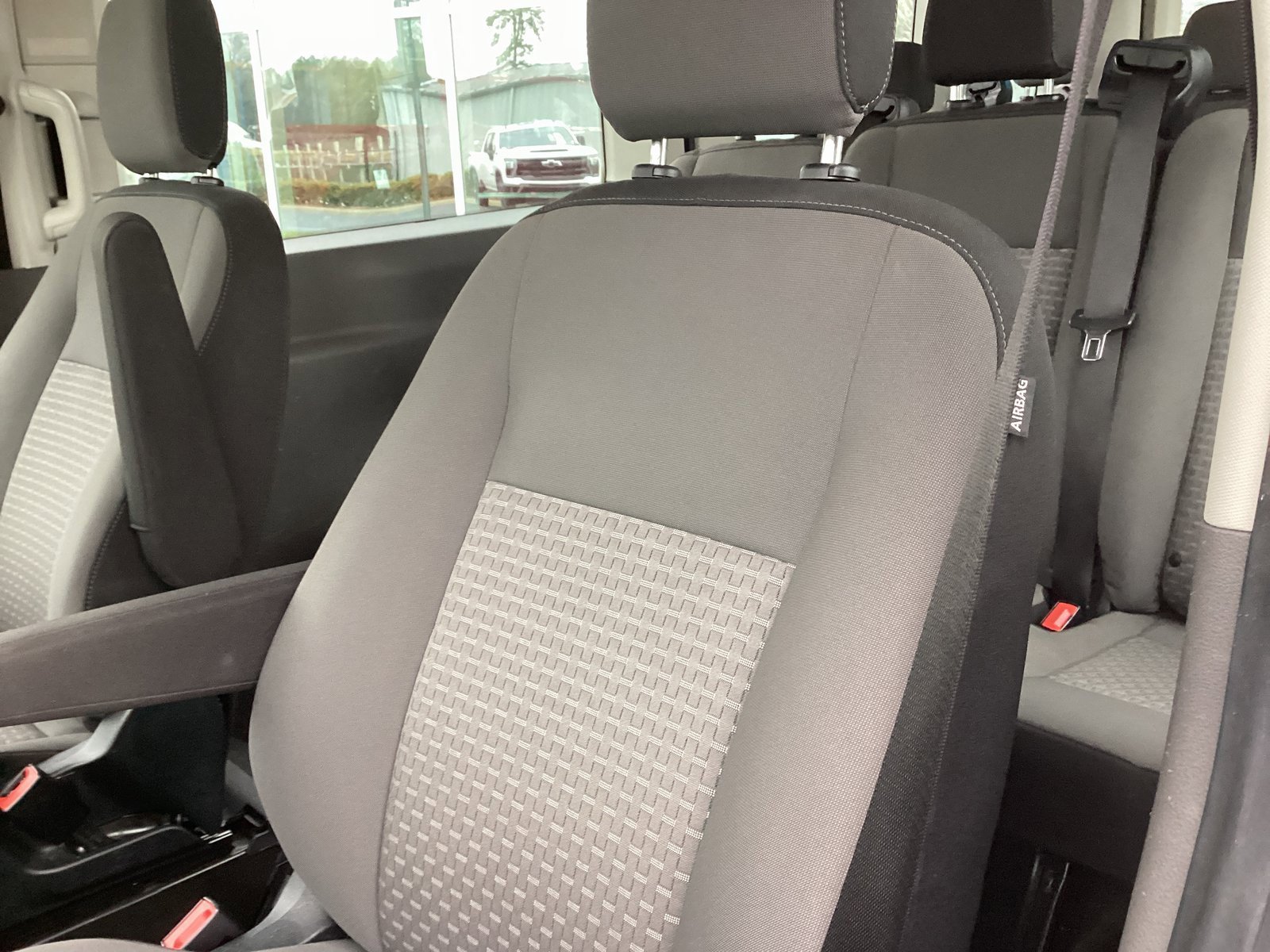 Used 2022 Ford Transit 350 XLT image 11