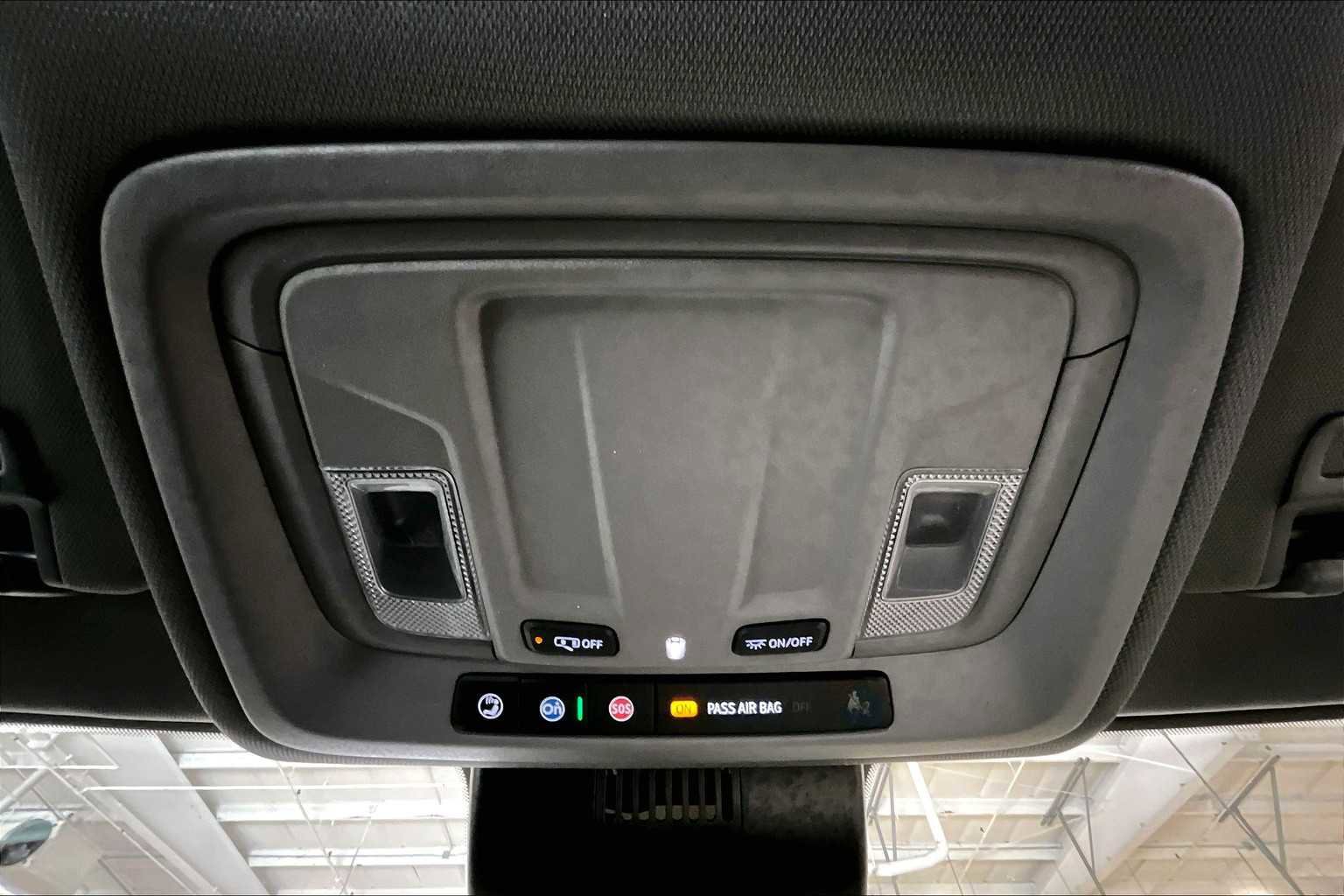 Used 2024 Chevrolet Silverado 1500 RST w/ Z71 Off-Road Package image 22