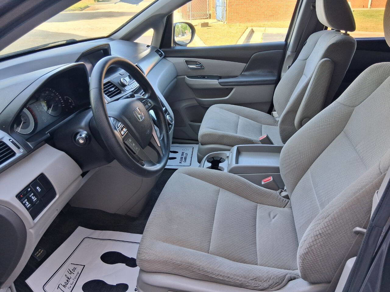 Used 2015 Honda Odyssey EX image 9