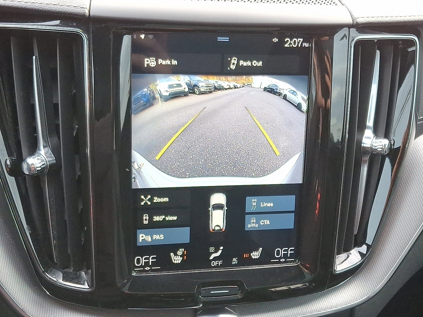 Used 2019 Volvo XC60 T5 Inscription w/ Protection Package Premier image 18