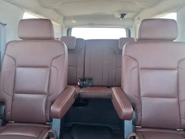 Used 2019 Chevrolet Suburban Premier w/ Premier Plus Edition AWD/4WD image 20